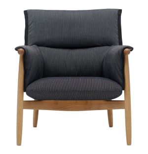 E015 Embrace Lounge Chair Oiled Oak