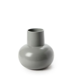 Vase en métal gris mat